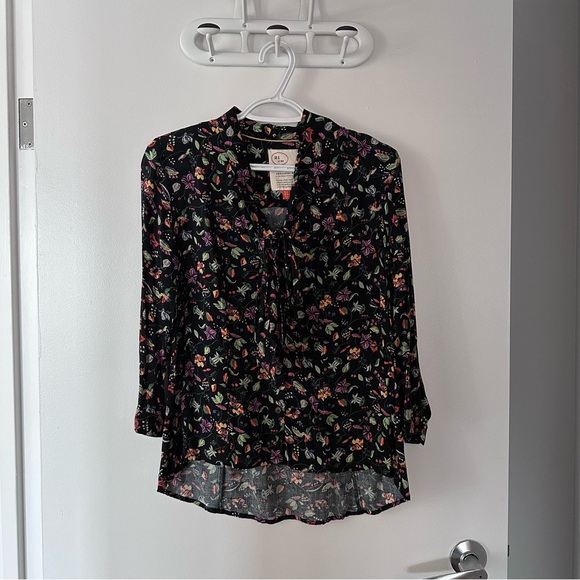 Beautiful Anthropologie blouse - Picture 2 of 4